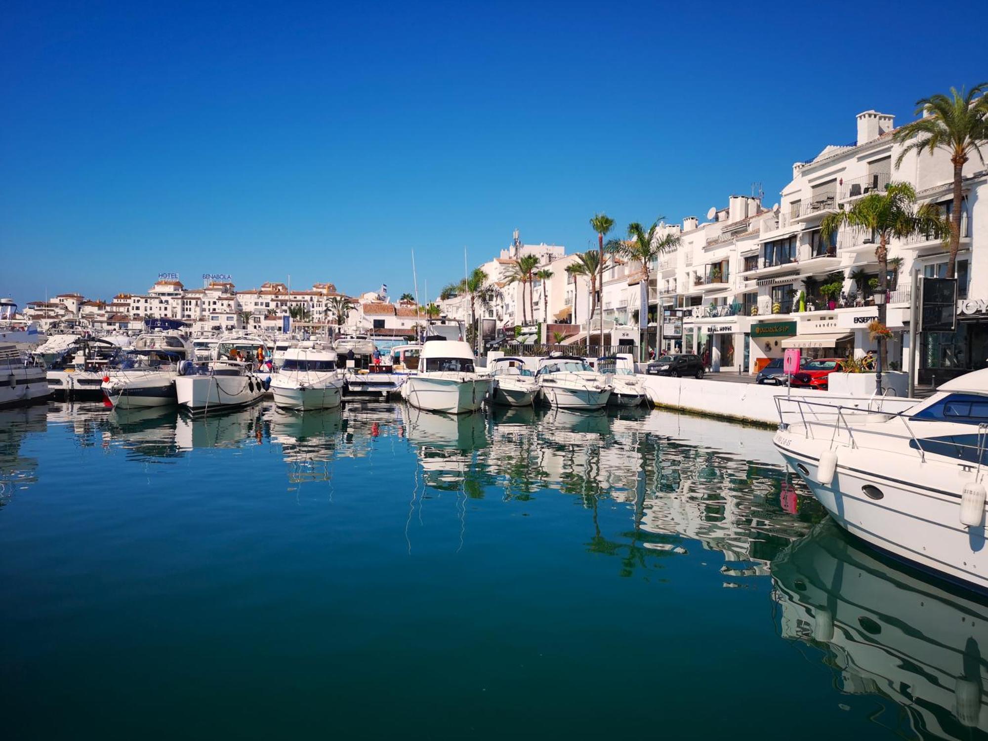 Luminoso Loft Con Piscina En Puerto Banus Apartment