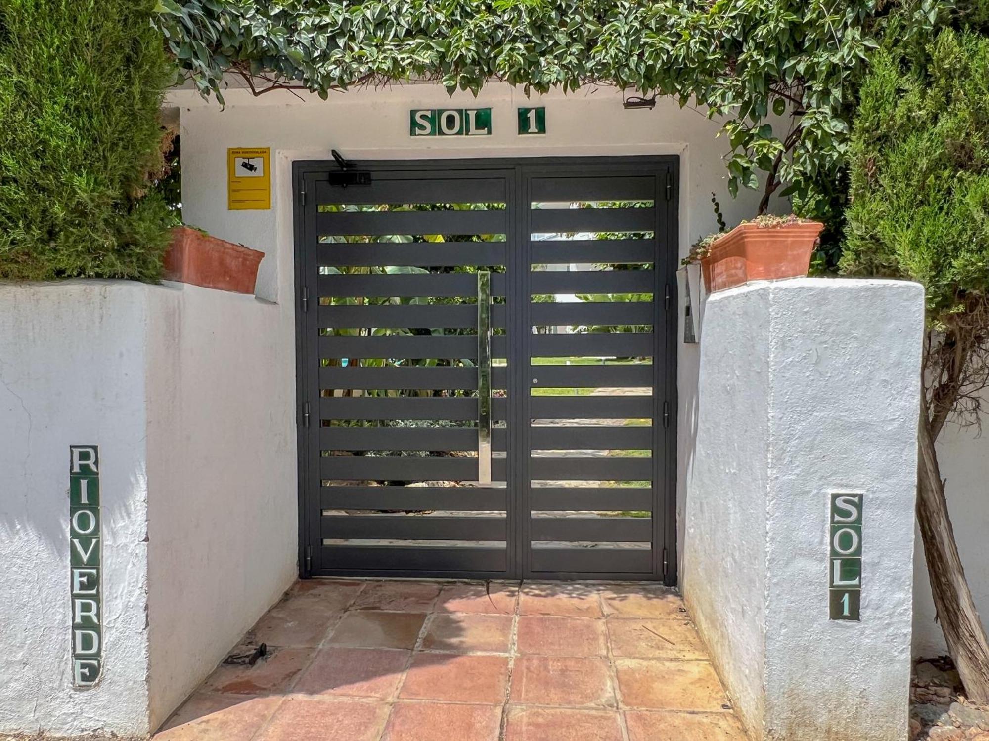 Luminoso Loft Con Piscina En Puerto Banus