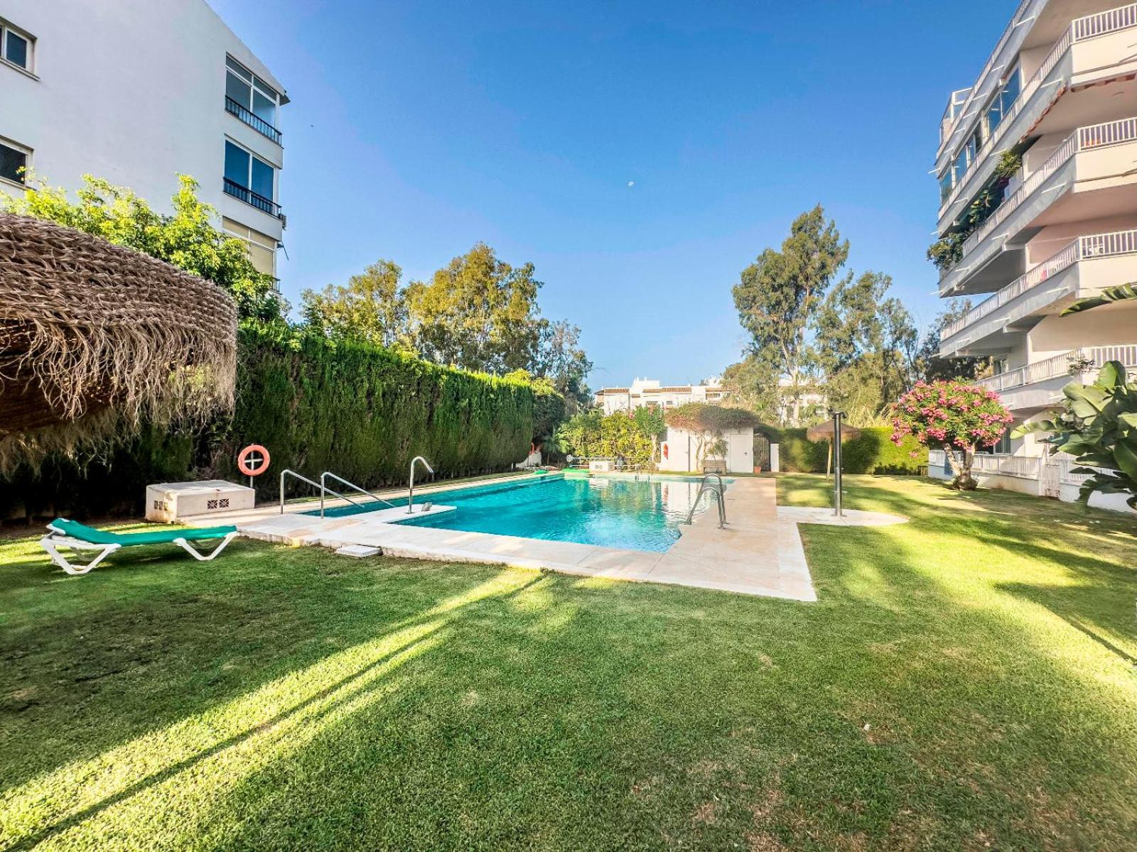 Apartment Luminoso Loft Con Piscina En Puerto Banus